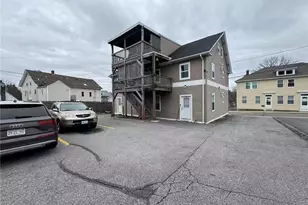 5 Penta St, West Warwick, RI 02893 - Photo 2