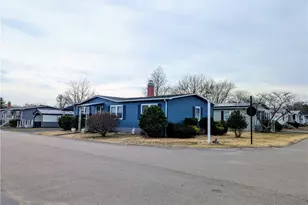 44 Castle Rd, Attleboro, MA 02703 - Photo 2