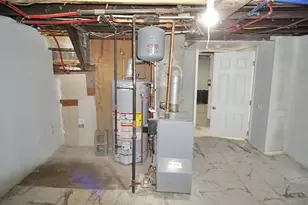 50 Laban St, Providence, RI 02909 - Photo 12