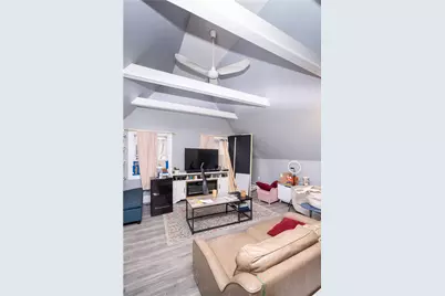 182 Adelaide Avenue #7, Providence, RI 02907 - Photo 2