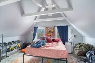 182 Adelaide Ave, Providence, RI 02907 - Photo 10