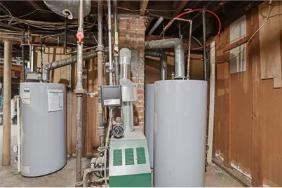 872 Lonsdale Avenue, Central Falls, RI 02863 - Photo 20