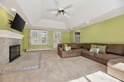 13 Pigeon Hill Cove, Hopkinton, RI 02808 - Photo 6