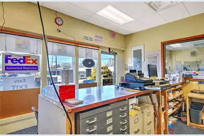 628 Metacom Avenue, Warren, RI 02885 - Photo 20