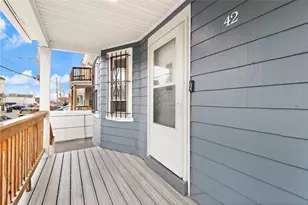 42 Corinth St, Providence, RI 02907 - Photo 4