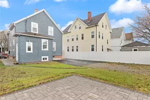 42 Corinth St, Providence, RI 02907 - Photo 32