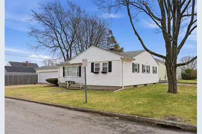 5 State Street, Pawtucket, RI 02861 - Photo 2