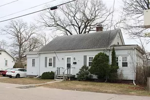 128 Fern St, Warwick, RI 02889 - Photo 2