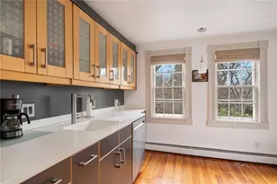 5 Cushing St, Providence, RI 02906 - Photo 6