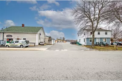 606 Metacom Avenue, Warren, RI 02885 - Photo 34