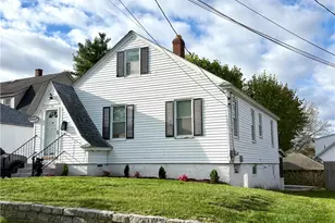 190 Wardlaw Ave, Providence, RI 02908 - Photo 1