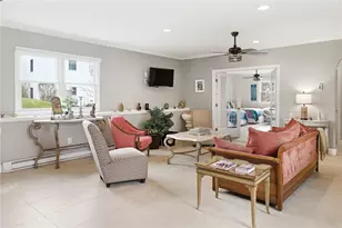 553 Bellevue Ave, Newport, RI 02840 - Photo 14