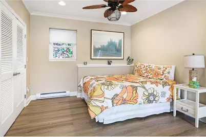 553 Bellevue Avenue #2, Newport, RI 02840 - Photo 26