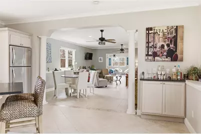 553 Bellevue Avenue #2, Newport, RI 02840 - Photo 10