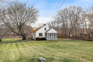 20 Maple Ave, Little Compton, RI 02837 - Photo 4