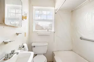 20 Maple Ave, Little Compton, RI 02837 - Photo 18