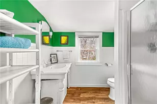 75 Greenwood Ave, East Providence, RI 02916 - Photo 32