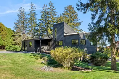 18 Collins Terrace, Jamestown, RI 02835 - Photo 2