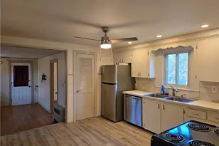 46 Galant Dr, Warwick, RI 02886 - Photo 10