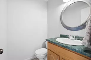 200 Heroux Blvd, Cumberland, RI 02864 - Photo 14