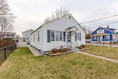 45 Dover Street, Pawtucket, RI 02860 - Photo 34