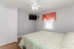 45 Dover St, Pawtucket, RI 02860 - Photo 12