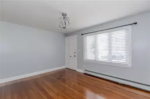 45 Dover St, Pawtucket, RI 02860 - Photo 10