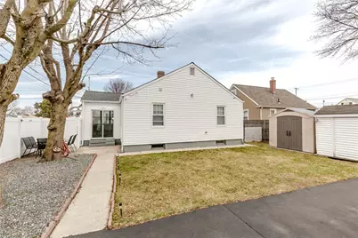 45 Dover Street, Pawtucket, RI 02860 - Photo 32