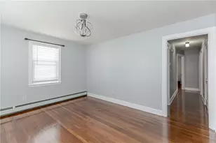 45 Dover St, Pawtucket, RI 02860 - Photo 8