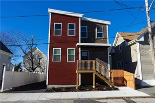 33 Grand St, Providence, RI 02907 - Photo 2