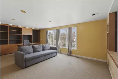 111 Roger Williams Circle, Cranston, RI 02905 - Photo 8