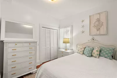 34 Bull Street, Newport, RI 02840 - Photo 20