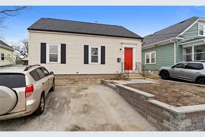 103 Oakland Avenue, Cranston, RI 02910 - Photo 2