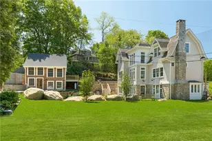 17 E Hills Rd, Westerly, RI 02891 - Photo 1