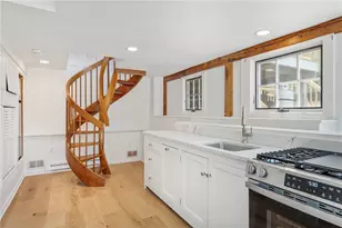 17 E Hills Rd, Westerly, RI 02891 - Photo 30