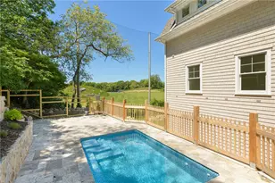 17 E Hills Rd, Westerly, RI 02891 - Photo 6