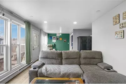 1010 Warwick Avenue, Warwick, RI 02888 - Photo 14