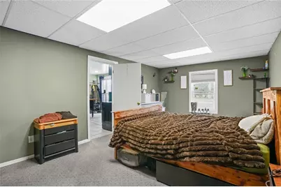 1010 Warwick Avenue, Warwick, RI 02888 - Photo 20