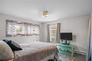 1010 Warwick Ave, Warwick, RI 02888 - Photo 22