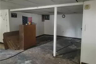 27 Hillcrest Ave, Pawtucket, RI 02860 - Photo 22