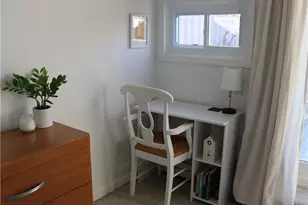 26 West Narragansett Ave, Newport, RI 02840 - Photo 20