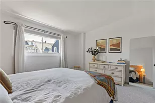 26 West Narragansett Ave, Newport, RI 02840 - Photo 14