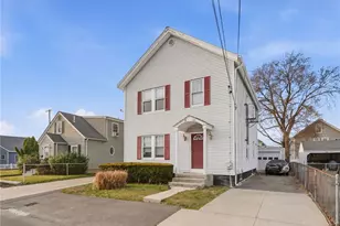 46 Slade St, Pawtucket, RI 02861 - Photo 2