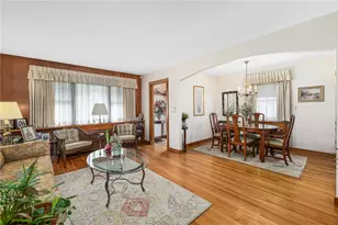 10 Bellevue Ave, North Providence, RI 02911 - Photo 8