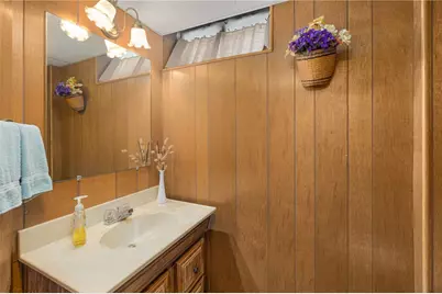 10 Bellevue Avenue, North Providence, RI 02911 - Photo 40