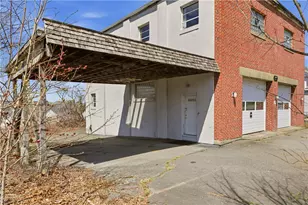 1449 Main Rd, Tiverton, RI 02878 - Photo 6
