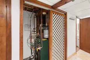 30 Dover Ave, East Providence, RI 02914 - Photo 32