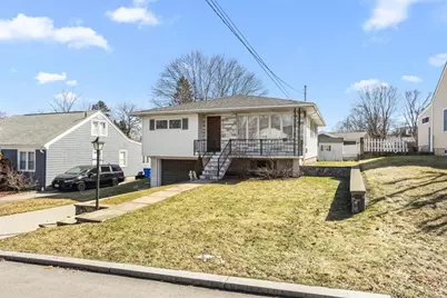 30 Dover Avenue, East Providence, RI 02914 - Photo 4