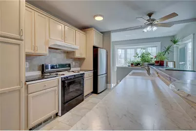 66 Roanoke Street, Providence, RI 02908 - Photo 16