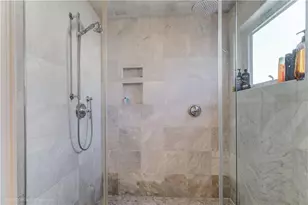 4 Barney St, Newport, RI 02840 - Photo 14